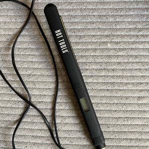 Hot Tool flat iron